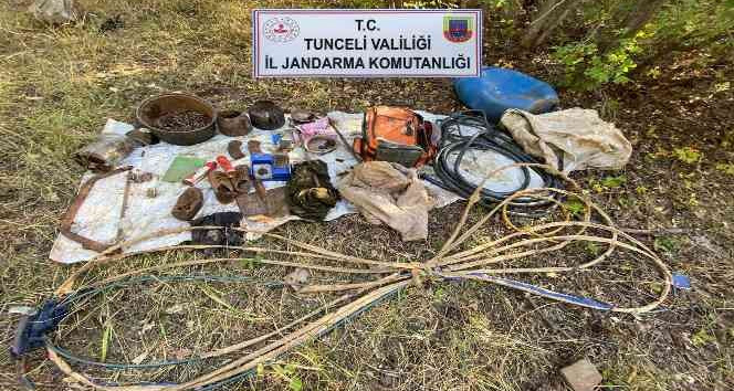 Tunceli’de teröristlerin inlerine girildi