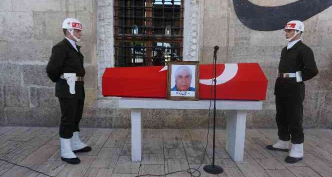 Kıbrıs gazisi törenle son yolculuğuna uğurlandı