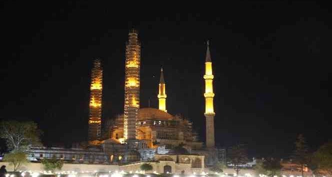 Edirne’de Mevlit Kandili coşkusu