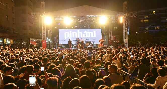 Çiğli’de Pinhani rüzgarı