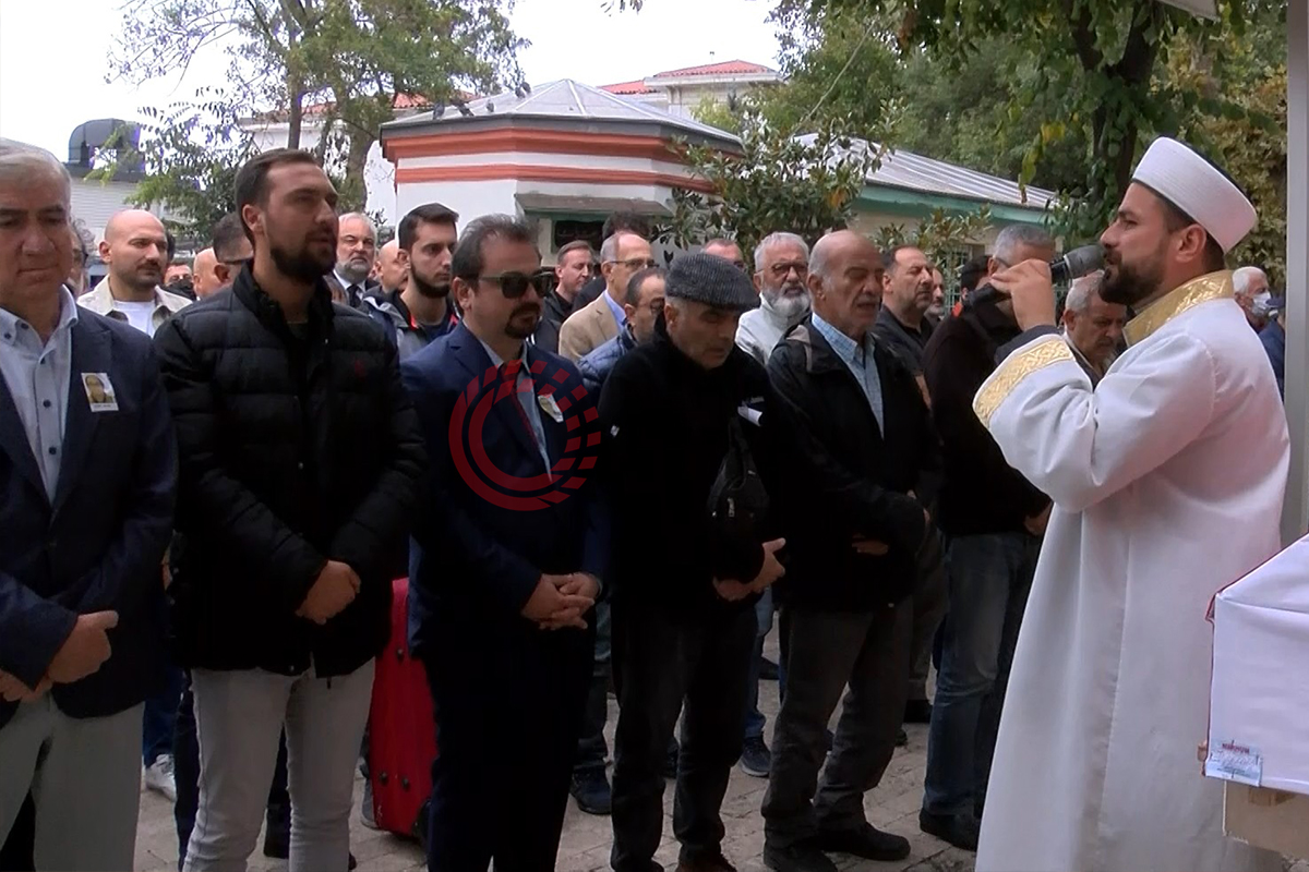 Usta oyuncu İsmail İncekara son yolculuğuna uğurlandı