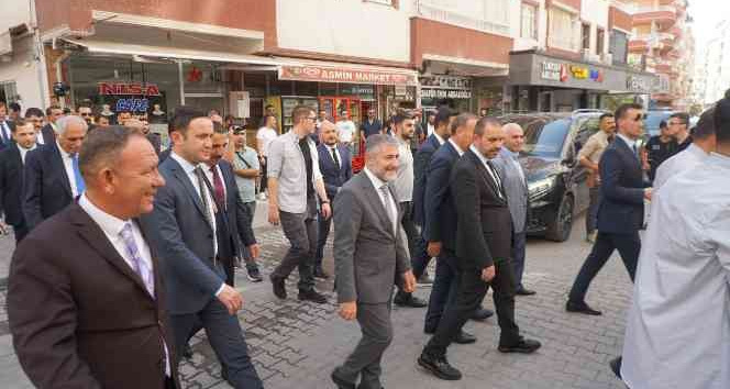 Bakan Nebati Siirt’te esnafı ziyaret etti