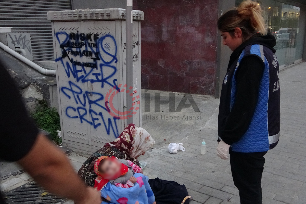 Beyoğlu’nda zabıtayı isyan ettiren olay: Vatandaş yakalanan dilenciye para verdi