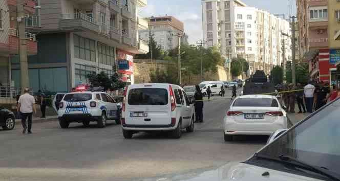 Mardin’de iki ailenin arazi anlaşmazlığı kanlı bitti: 1’i ağır, 4 yaralı