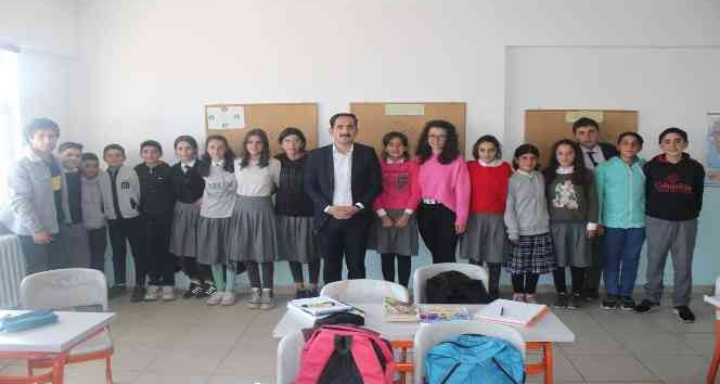 Çıldır Kaymakamı İpek’ten okullara ziyaret