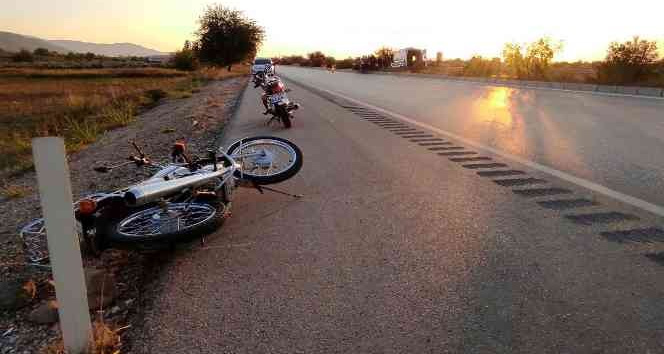 Devrilen motosikletin sürücüsü yaralandı