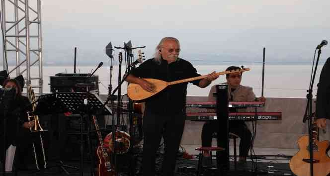 Cahit Berkay Cem Karaca’yı anlattı: "Çok iyi dosttuk"