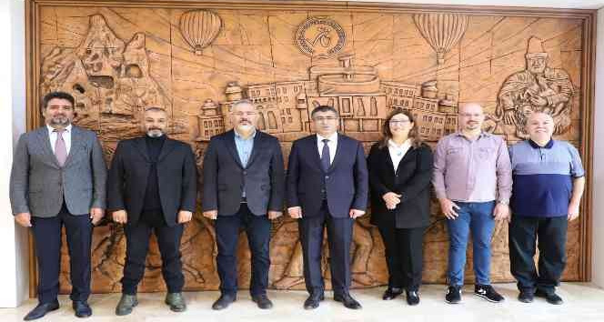 NEVÜ’ye iki atama