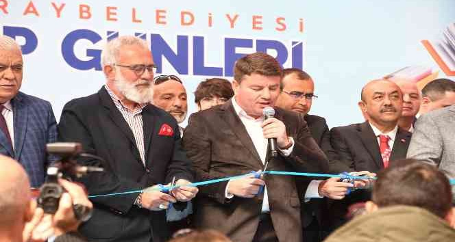 Aksaray’da “Kitap Günleri Fuarı” 5 bin kişinin katılımı ile açıldı