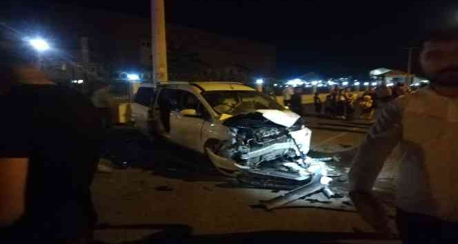 Mardin’de düğün yolunda kaza: 2’si çocuk 5 yaralı