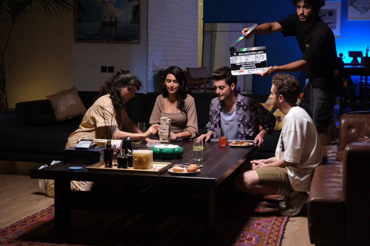 Profesörden uzun metraj ‘korku filmi’