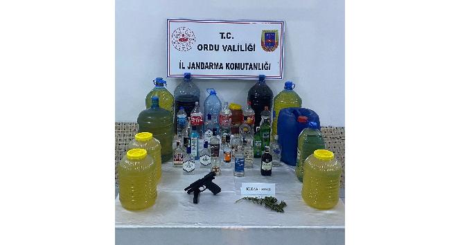 Ordu’da Gürcistan uyruklu iki kaçakçı sınır dışı edildi