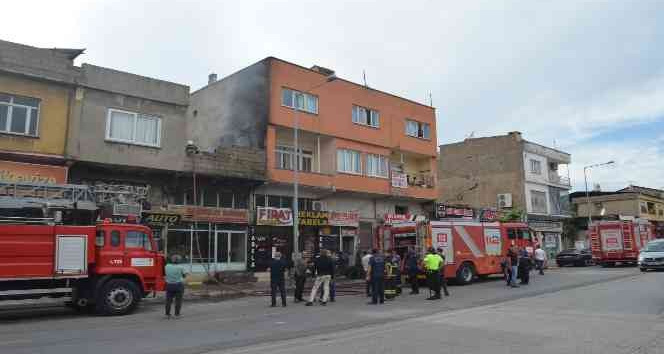 Kahramanmaraş’ta çocuklar damda oynarken yangın çıkarttı