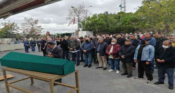 Kadıköy’deki patlamada ölen Mustafa Karahan son yolculuğuna uğurlandı