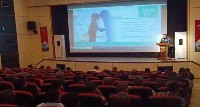 Hizan’da “En İyi Narkotik Polisi: Anne” eğitim semineri verildi