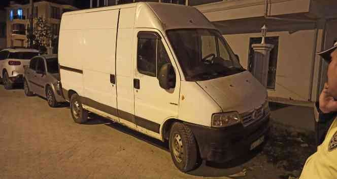 Sahte plakalı araç, cezadan kaçamadı