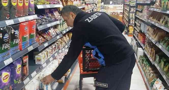 Altınova’da marketler denetlendi