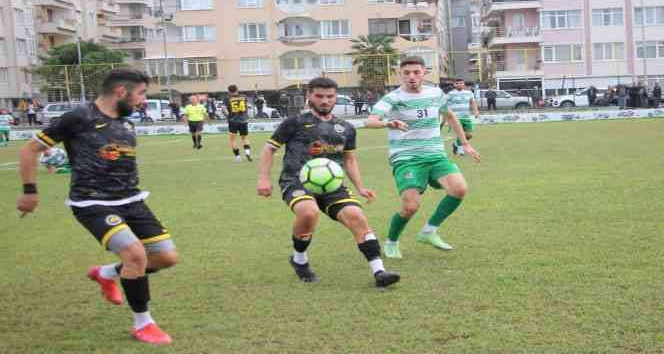 Çınarcık Belediyespor yeni sezonu hazırlık maçıyla açtı
