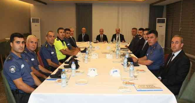Aktaş, Osmaniye’de ‘Asayiş Değerlendirme Toplantısı’na katıldı