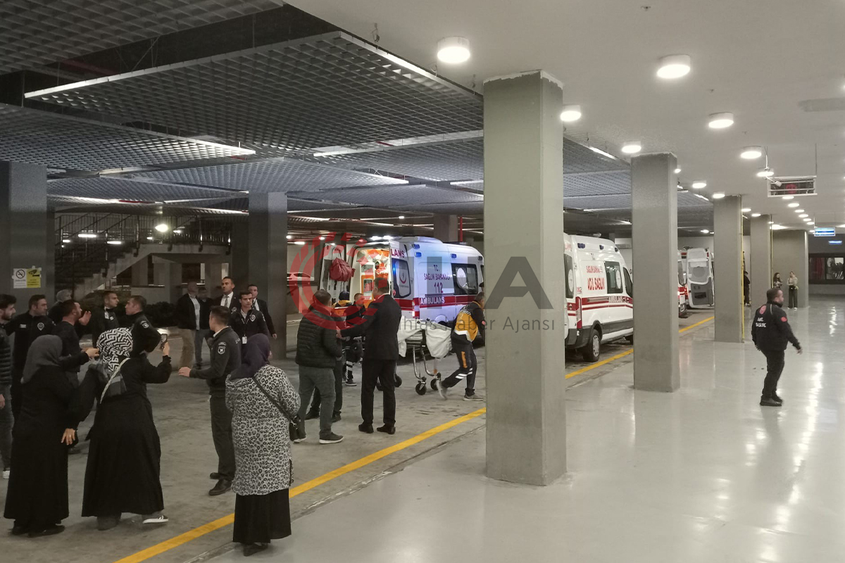 Bartın’da meydana gelen patlamada yaralanan 6 işçi 2 ambulans uçakla İstanbul&#039;a getirildi