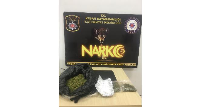 Şüpheli şahsın üzerinden uyuşturucu çıktı