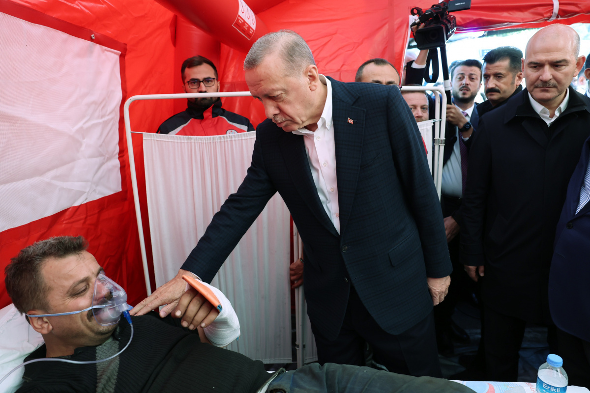 Cumhurbaşkanı Erdoğan Bartın'da maden ocağında incelemelerde bulundu