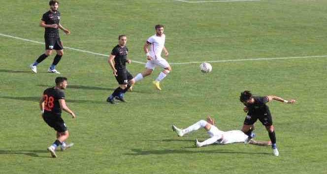 TFF 3. Lig: Karaman FK: 3 - Eynesil Belediyespor: 1