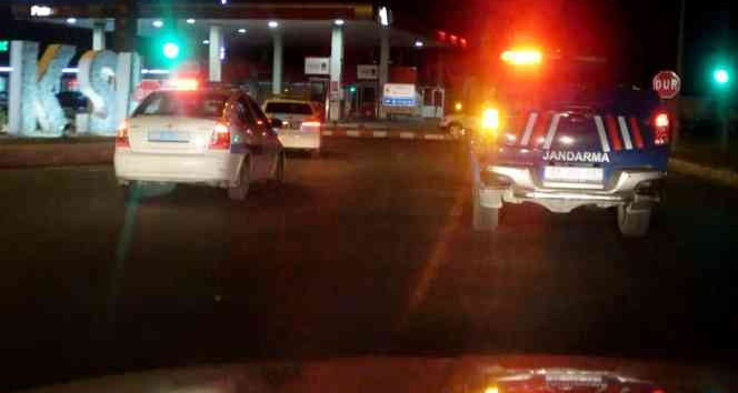 Aksaray’da otobüsten kaçan sınır dışı mülteci emniyet ve jandarmayı alarma geçirdi