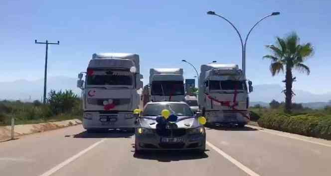 Tırcı kuzenlerden sünnet çocuğuna görkemli konvoy