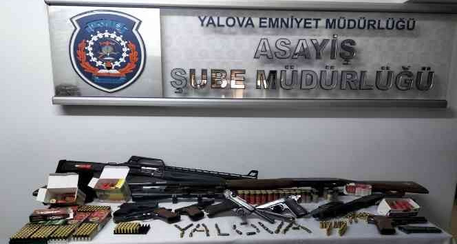 Yalova’daki silah kaçakçılığı operasyonunda 22 gözaltı