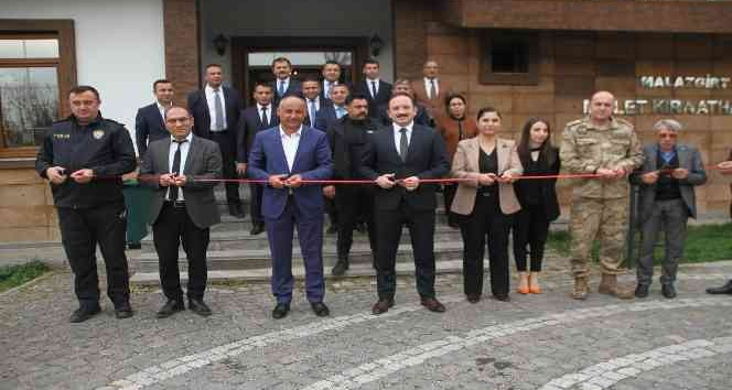 Malazgirt Millet Bahçesi hizmete açıldı