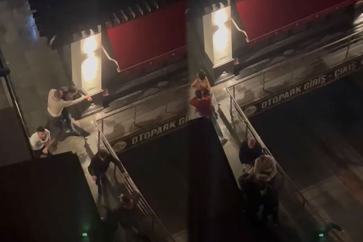 İstanbul’da mekanda başlayan kavga dışarıya taştı