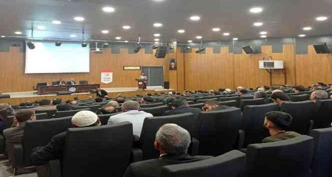 Bingöl’de  müftülük personeline ’göç yönetimi’ konulu seminer verildi