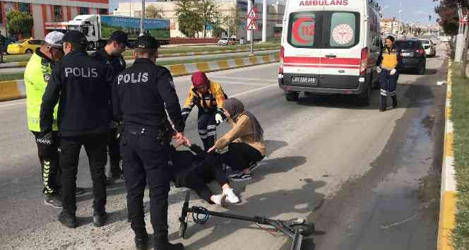Scooterdan düşen öğrenci yaralandı