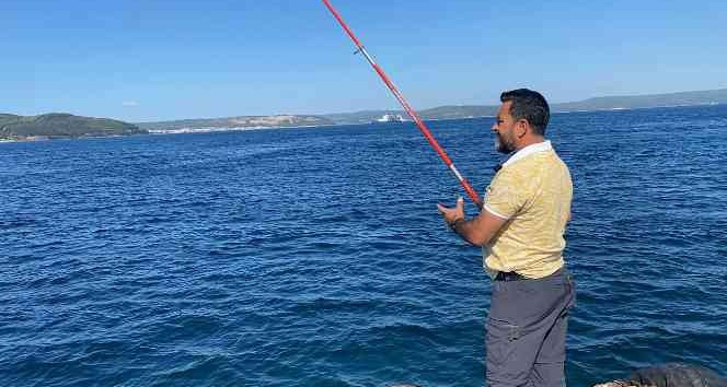 Çanakkale’de olta balıkçıları balık azlığından dertli