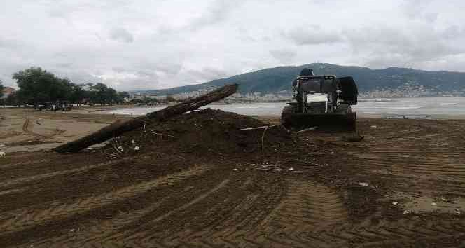 Ordu sahillerden 51 ton atık toplandı