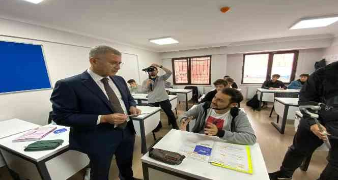 Üsküdar’da ‘ÜSMEK Mimar Sinan Kurs Merkezi’ kapılarını açtı