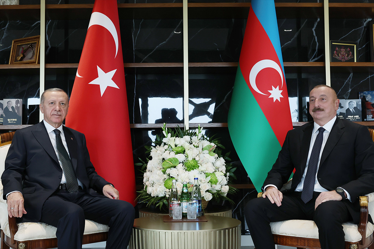 Cumhurbaşkanı Erdoğan: &#039;Azerbaycan’ın yanında olmaya Türkiye olarak hazırız&#039;