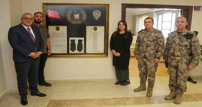Şehit dayısının anılarını görmek için Almanya’dan Muş’a geldi