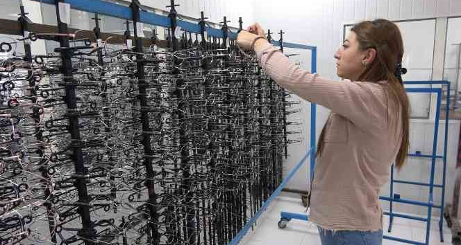 Yozgat’ta üretilen gözlük çerçeveleri Avrupa’ya ihraç ediliyor