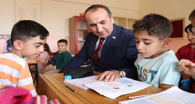Milli Eğitim Müdürü Yücel, “Öğrencilerimiz için var gücümüzle çalışıyoruz”