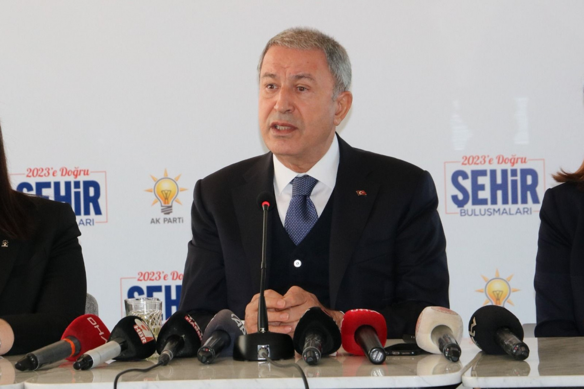 Bakan Akar: 'Yunan adaları silahlandırılıyor'