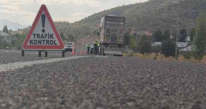 Bingöl’de trafik denetimleri sürüyor