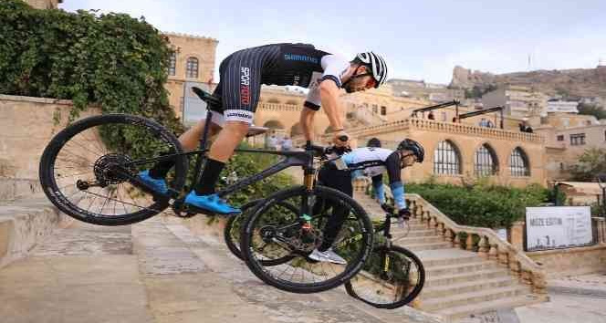 Mardin’de merdivenli ve dar sokaklarda “Ulusal Dağ Bisikleti Kupası" heyecanı