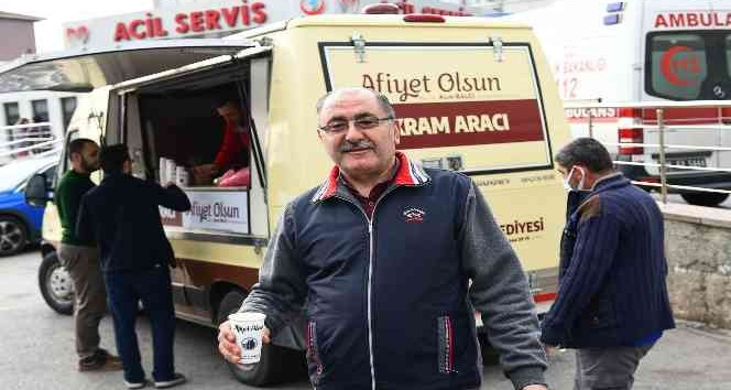 Altındağ’da hastane önlerinde sıcak çorba ikramı başladı