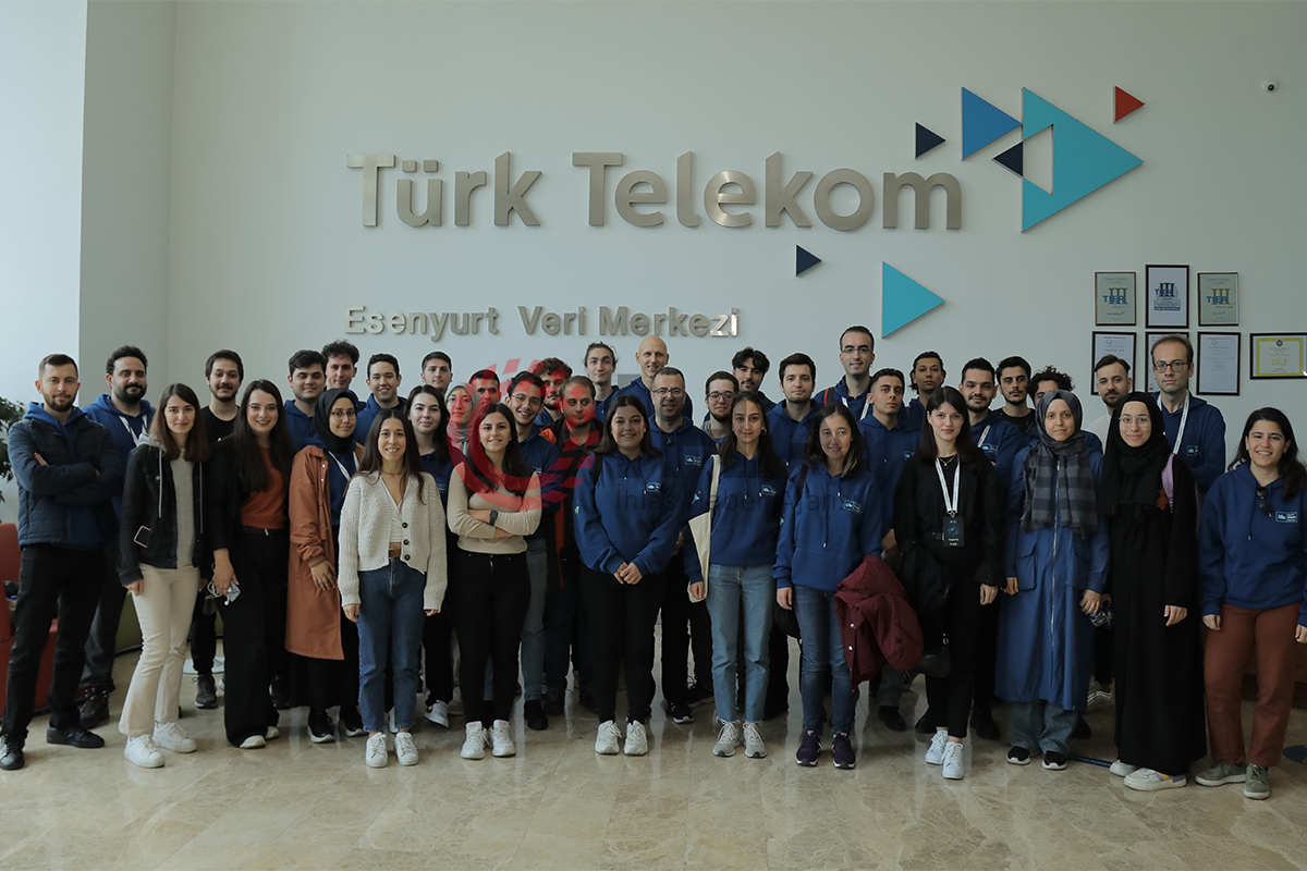 Bilişim uzmanları yetişmeye devam ediyor