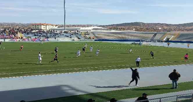 TFF 3. Lig: Kırıkkale BA: 2 - Gümüşhane SF: 3