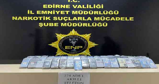 Kapıkule’de 2 milyon 400 bin lira değerinde kaçak telefon ele geçirildi