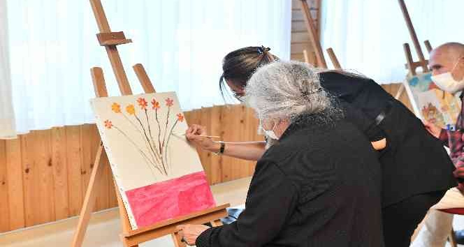 ‘ABB Alzheimer Sosyal Yaşam Merkezi’, Alzheimer hastalarına ücretsiz hizmet veriyor