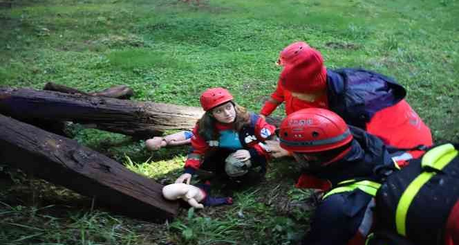 UMKE’den gerçeğini aratmayan tatbikatlar